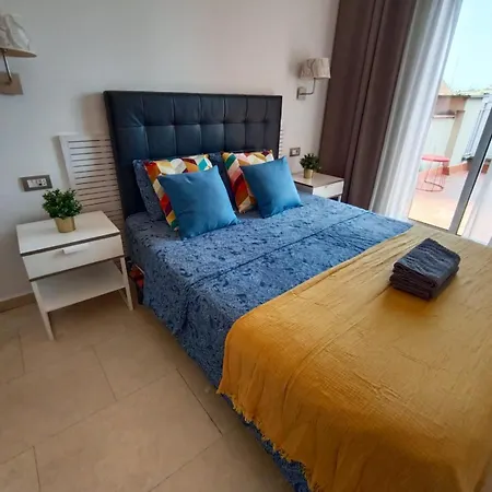Hostel - Drassanes *